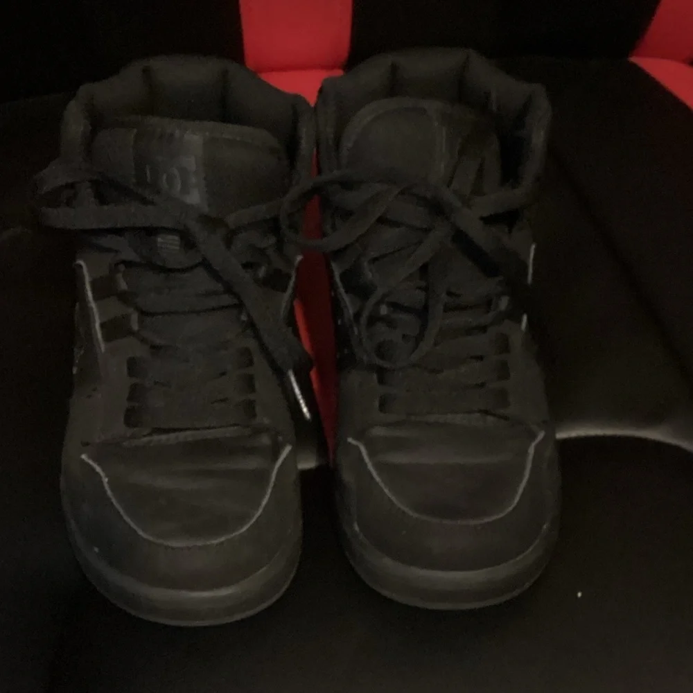 DC Youth’s Spark High RS size 3